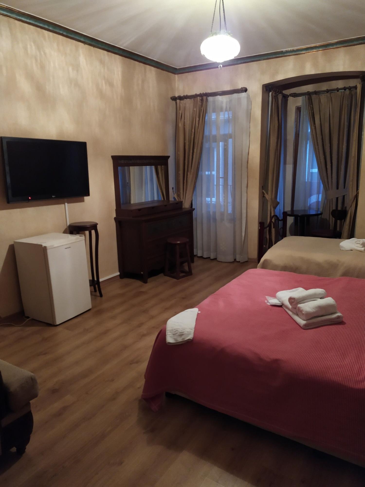 Istanbul Irish Hotel Esterno foto