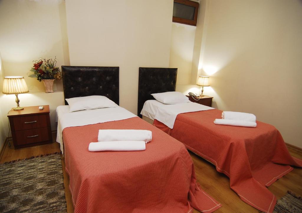 Istanbul Irish Hotel Esterno foto